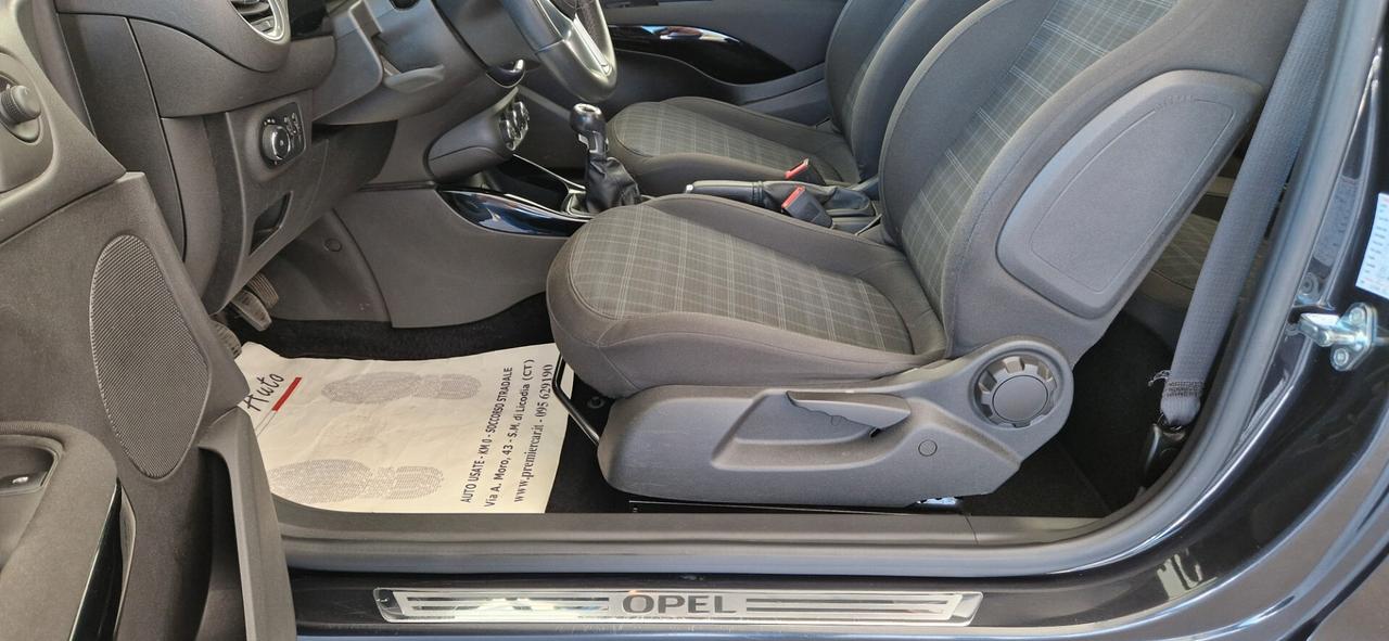 Opel Adam 1.2 70cv White/Black Link **Come Nuova**