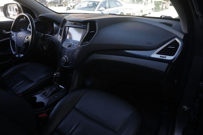 Hyundai Santa Fe Hyundai Santa Fe 2.2 CRDi 4WD A/T 197 cv Comfort Plus Unicoproprietario