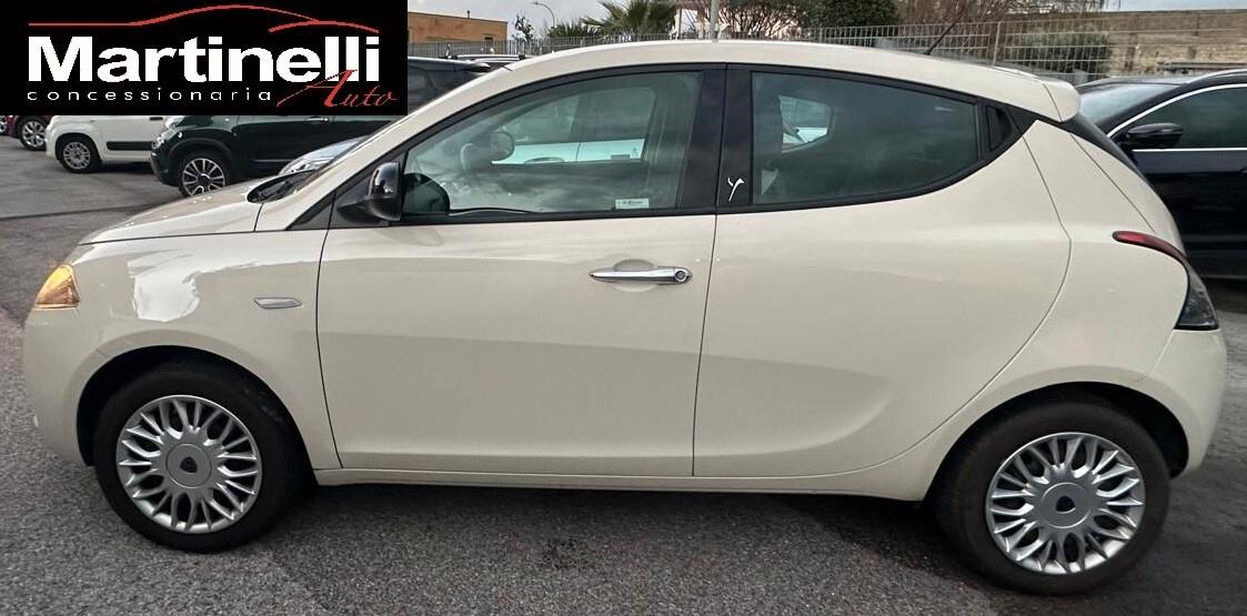 Lancia Ypsilon 1.2 69 CV 5 porte Gold