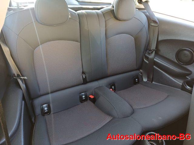 MINI Cooper D 1.5 Cooper D Business Automatica PER NEOPATENTATI