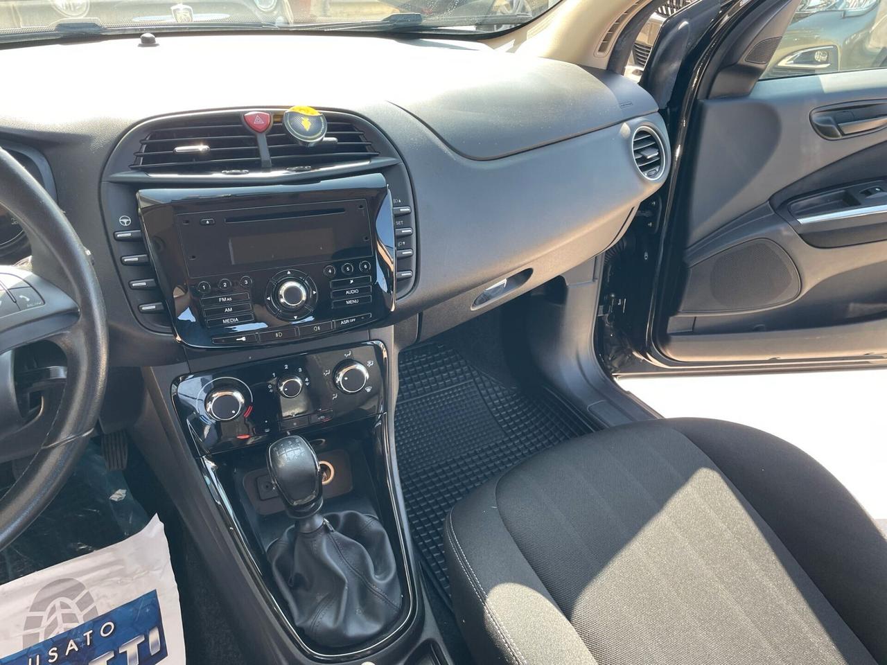 Lancia Delta 1.6 MJT DPF Gold