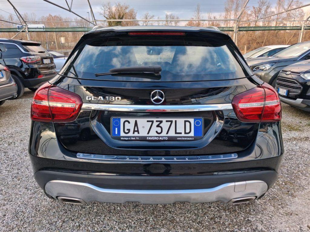 Mercedes-Benz GLA 180 Automatic Sport