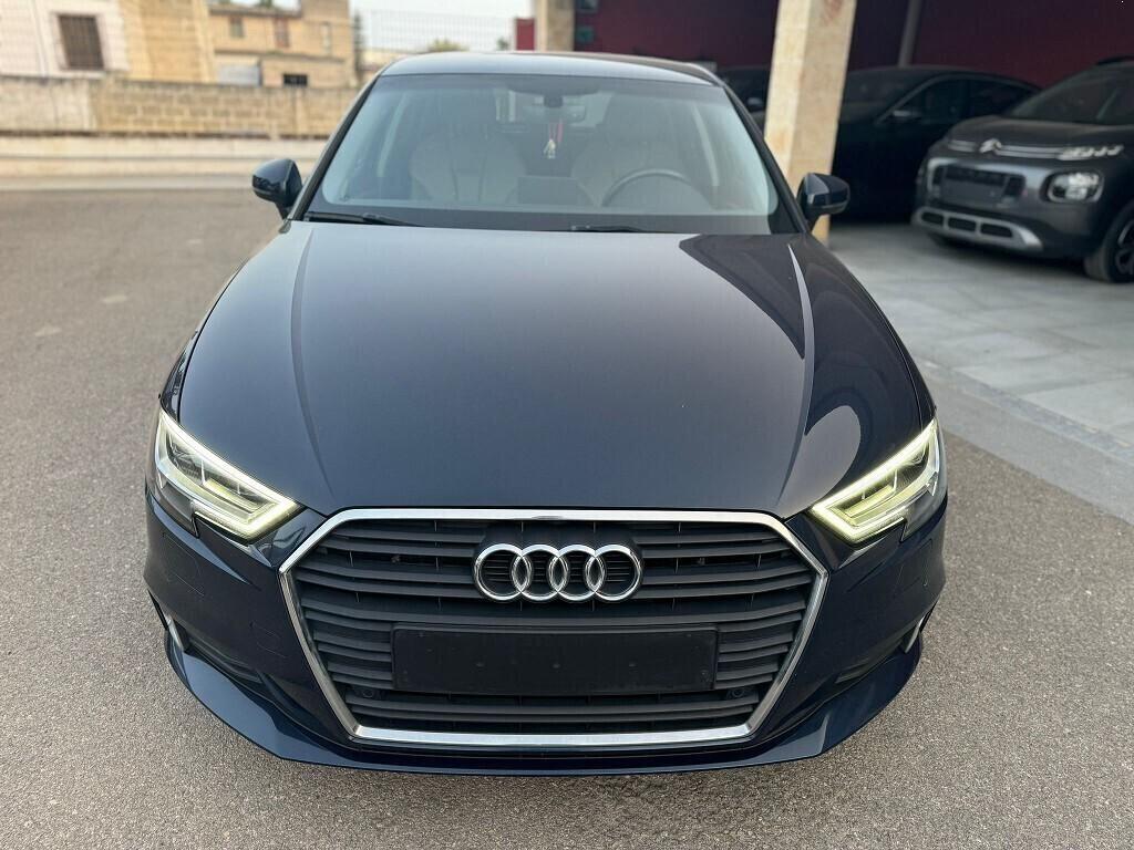 a3 sportback 30tdi 115cv S-tronic Cockpit Pelle