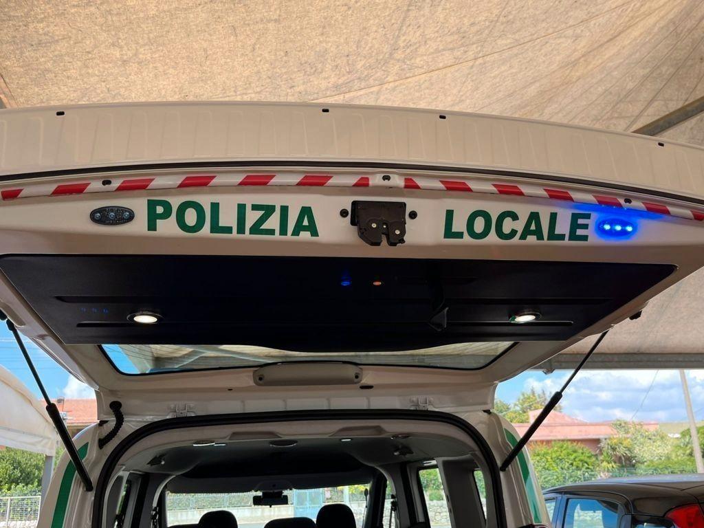 Fiat Doblò 1.3 MJT 16V 95CV ALLESTIMENTO SPECIALE FORZE DI POLIZIA