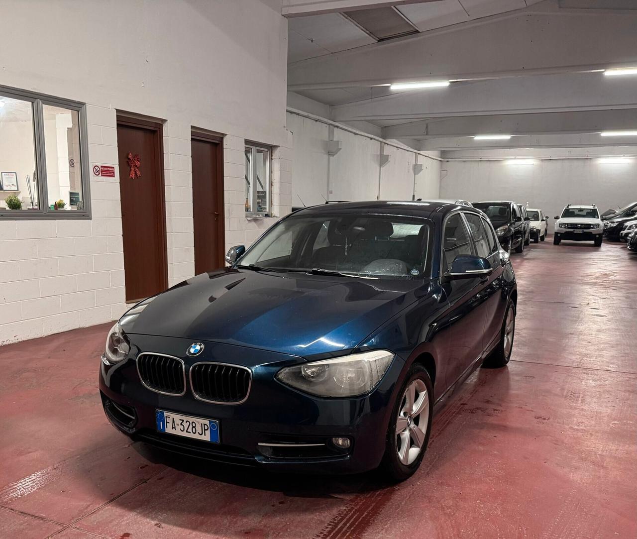 Bmw 120 120d 5p. Msport