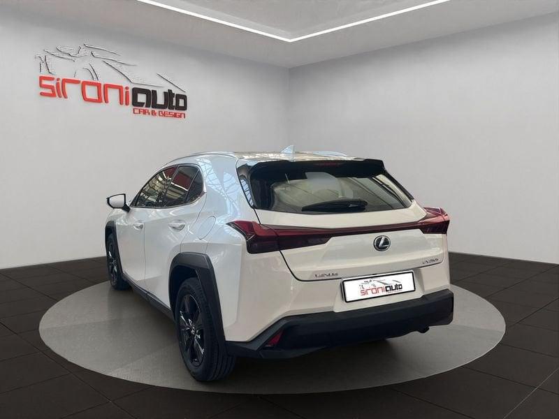 Lexus UX UX 300h 2.0 Urban 2wd cvt