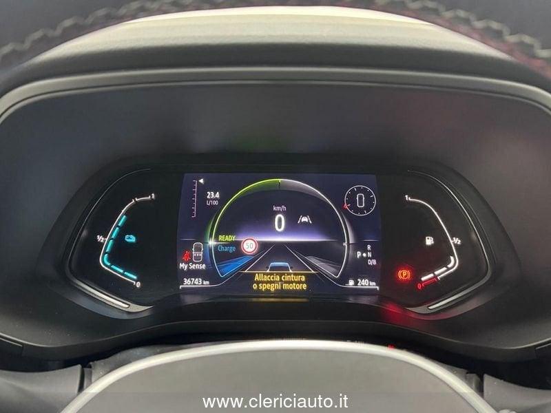 Renault Arkana Hybrid E-Tech 145 CV R.S. Line