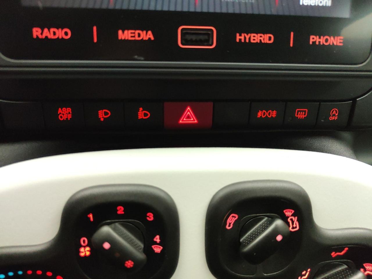 FIAT Pandina III 2024 Cross 1.0 70CV HYBRID CROSS