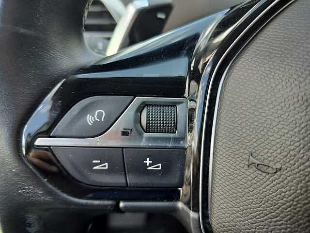 Peugeot 5008 BlueHDi 130 S&S EAT8 Allure