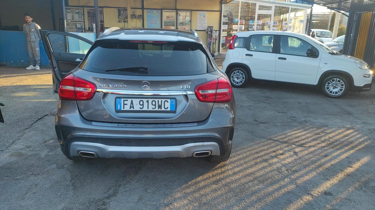Mercedes-benz GLA 200 d Automatic Premium