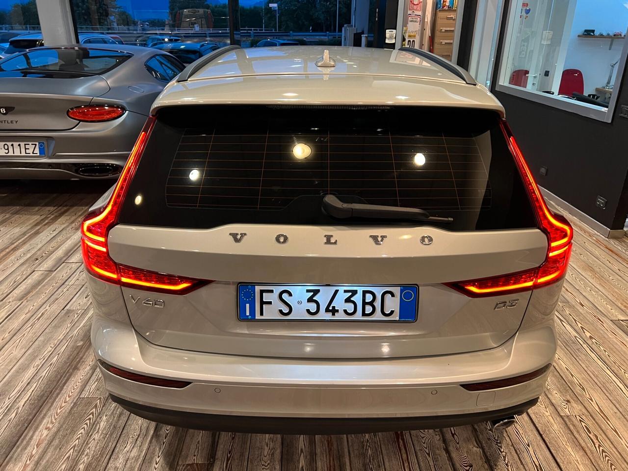 VOLVO V60/UNICO PROP/IVA ESPOSTA