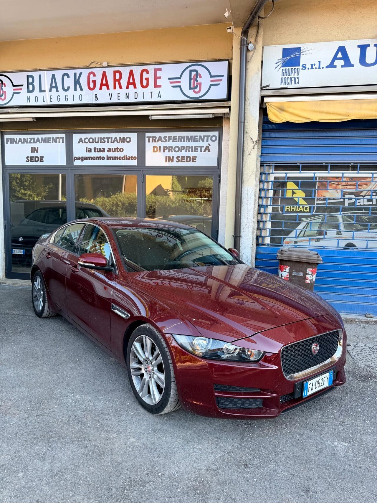 Jaguar XE 2.0 D Turbo 180CV Pure Business Edition