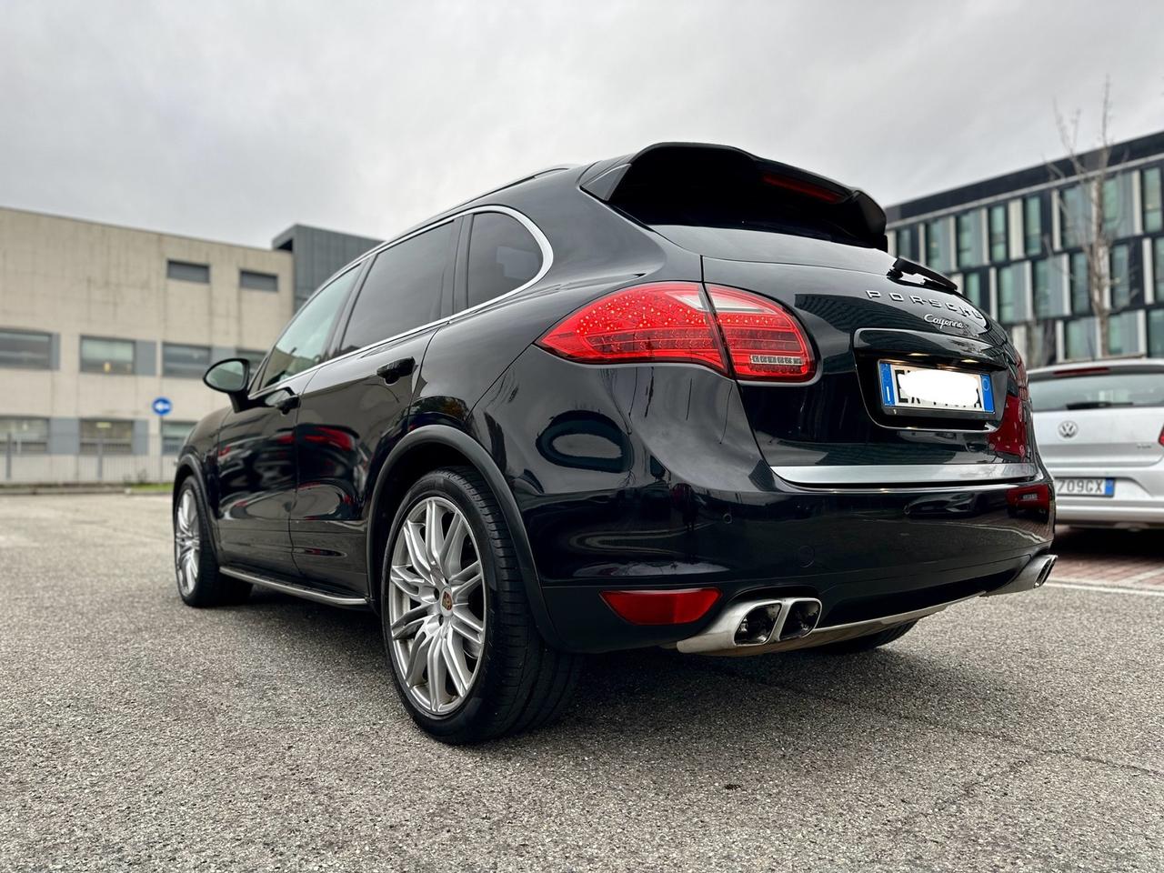 Porsche Cayenne 3.0 Diesel LOOK TURBO