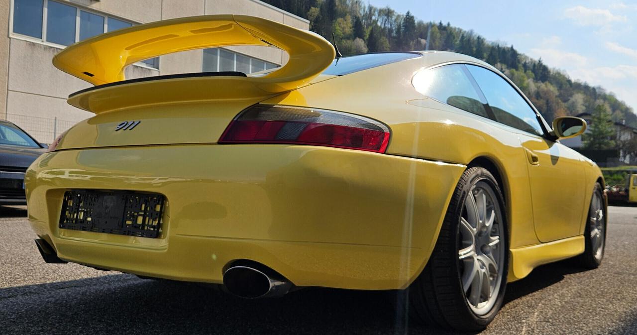 Porsche 911 996 Carrera Sport Pack