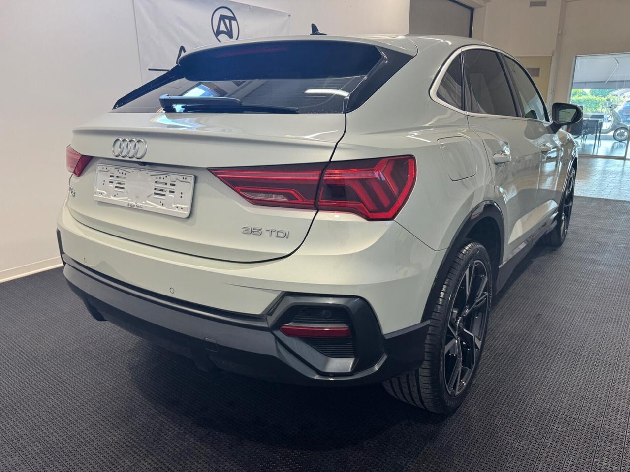 Audi Q3 Sportback 35 TDI S tronic Business Plus