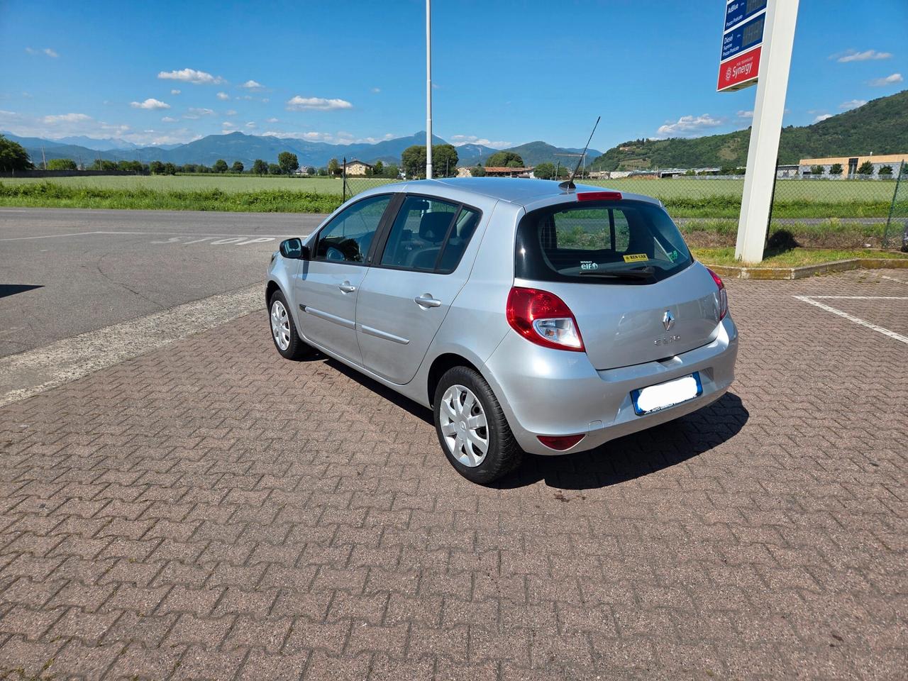 Renault Clio 1.2 Benzina, 5 Porte , Solo 61.000Km! Garanzia! 2011