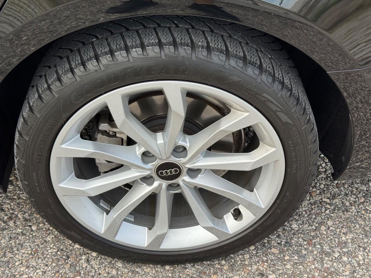 Audi A4 30 TDI 2.0 136cv S-Tronic 2023