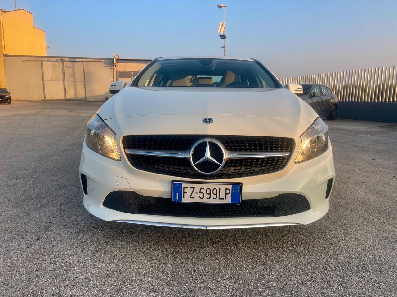 MERCEDES A 180 CDI 110CV SPORT EDITION FULL MY17