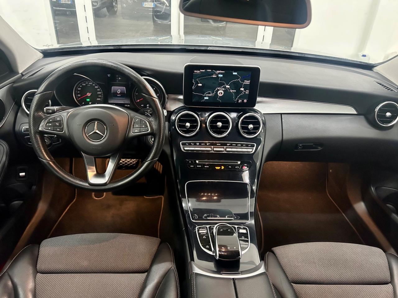 Mercedes classe C 220 Premium AMG finanziabile