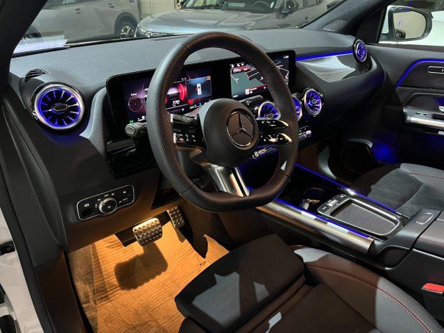 MERCEDES-BENZ GLA 200 d Autom. AMG Premium Plus LED MULTICOL/TELEC PARK