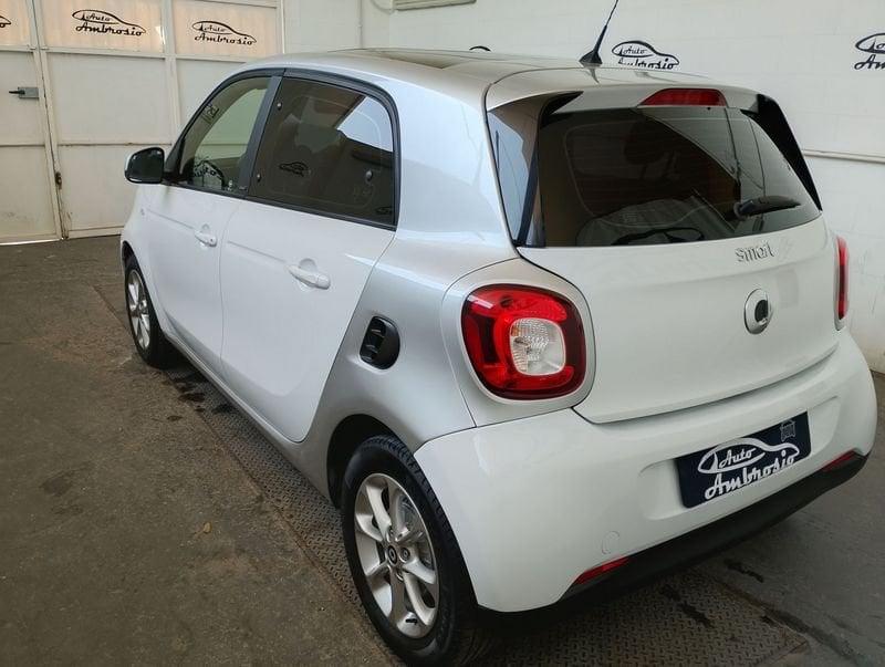 smart forfour forfour 70 1.0 twinamic Tua da 149,00 AL MESE