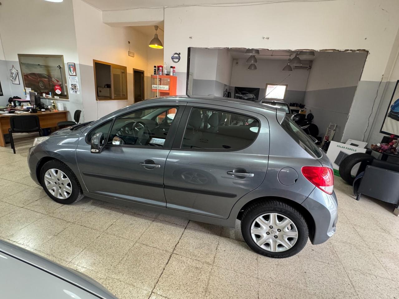Peugeot 207 1.4 8V 75CV GPL 5p. Energie Sport OK N
