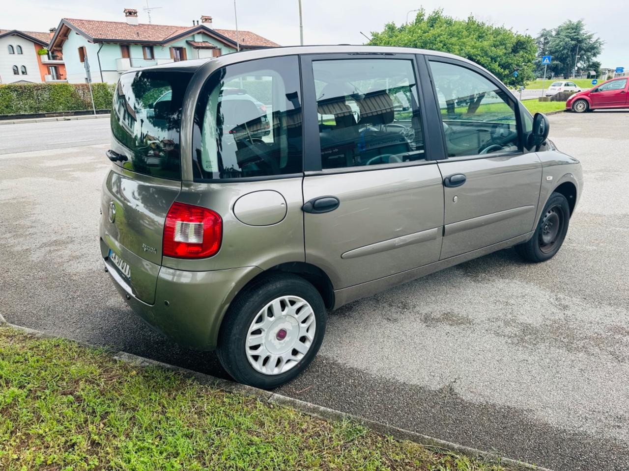 Fiat Multipla 1.6 16V Natural Power Active