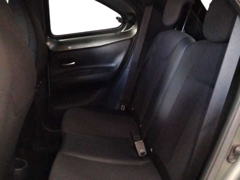 Toyota Aygo X 1.0B (72 CV) Lounge S-CVT