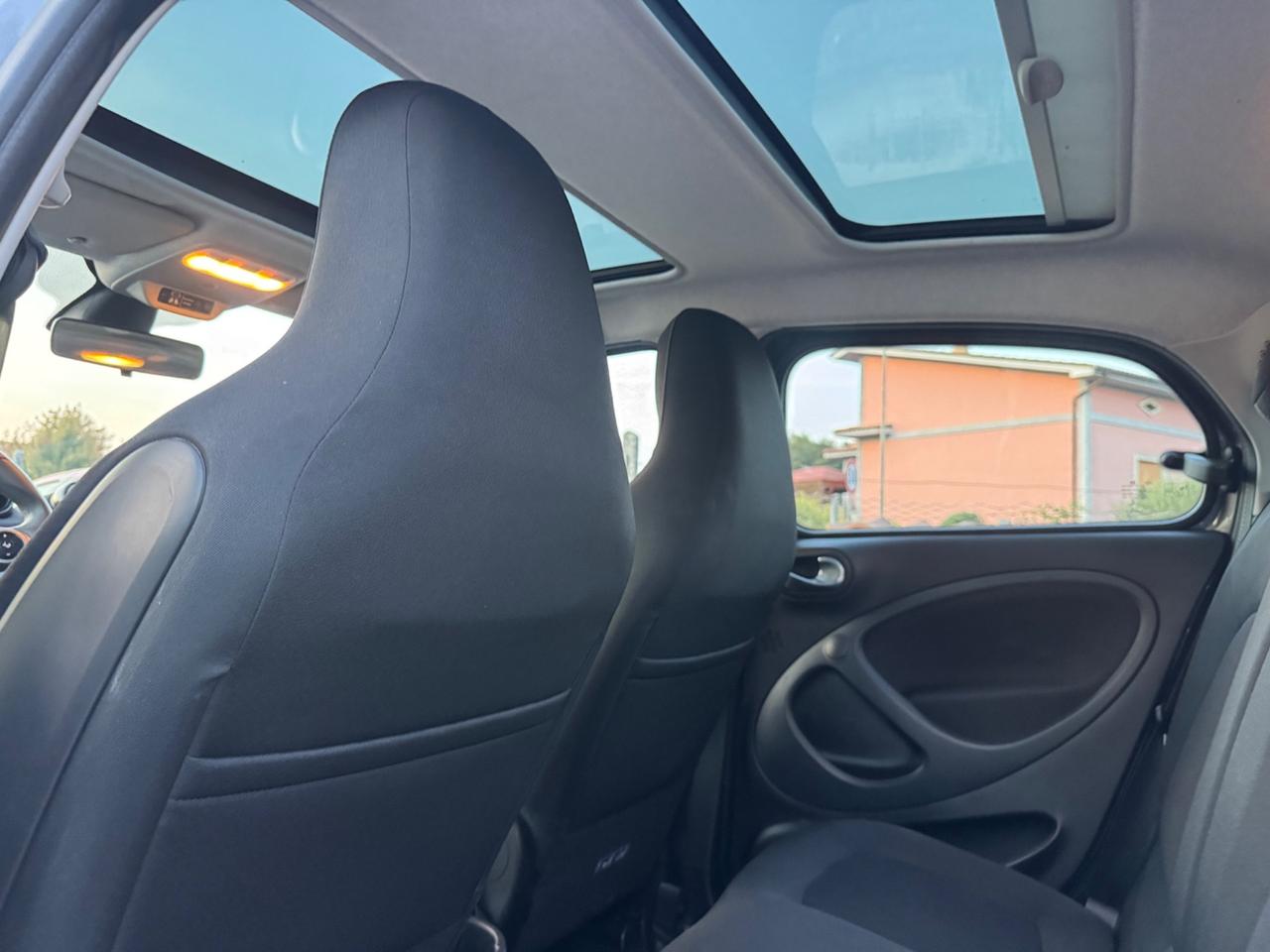Smart ForFour 70 1.0 twinamic Nightsilver