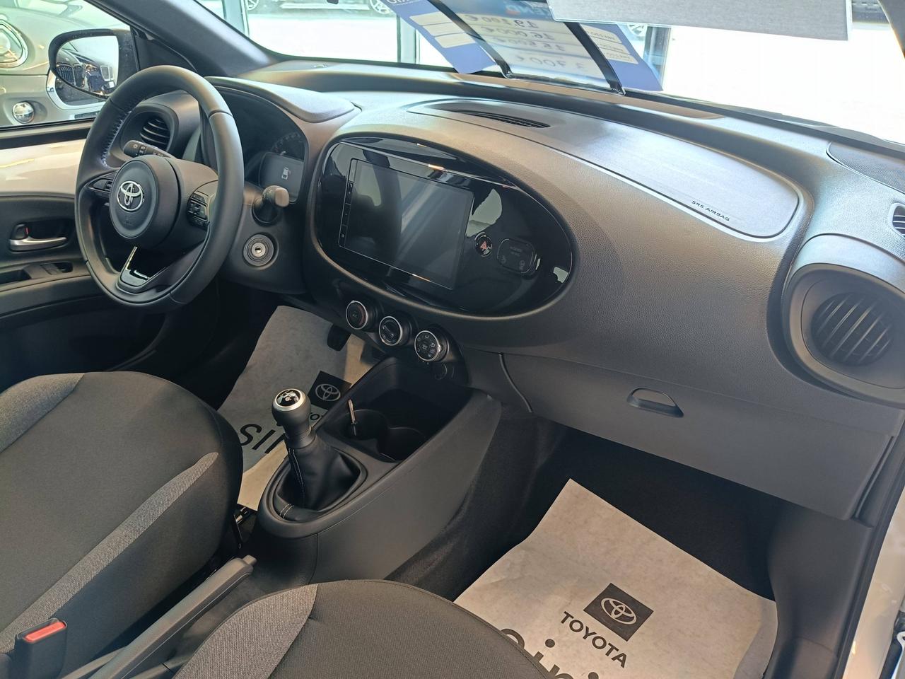 TOYOTA Aygo X 1.0B ACTIVE MT - MY24