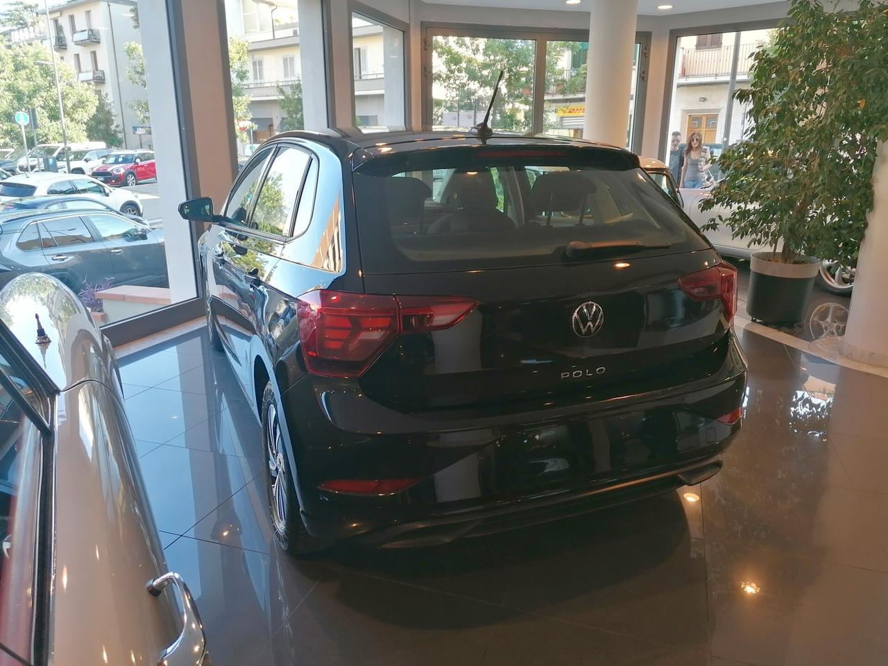 Volkswagen Polo 1.0 TSI Life 5P