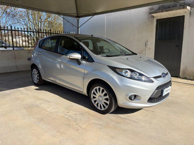 FORD Fiesta 1.2 82CV 5 porte OK NEOPATENTATI EURO 5 BENZINA
