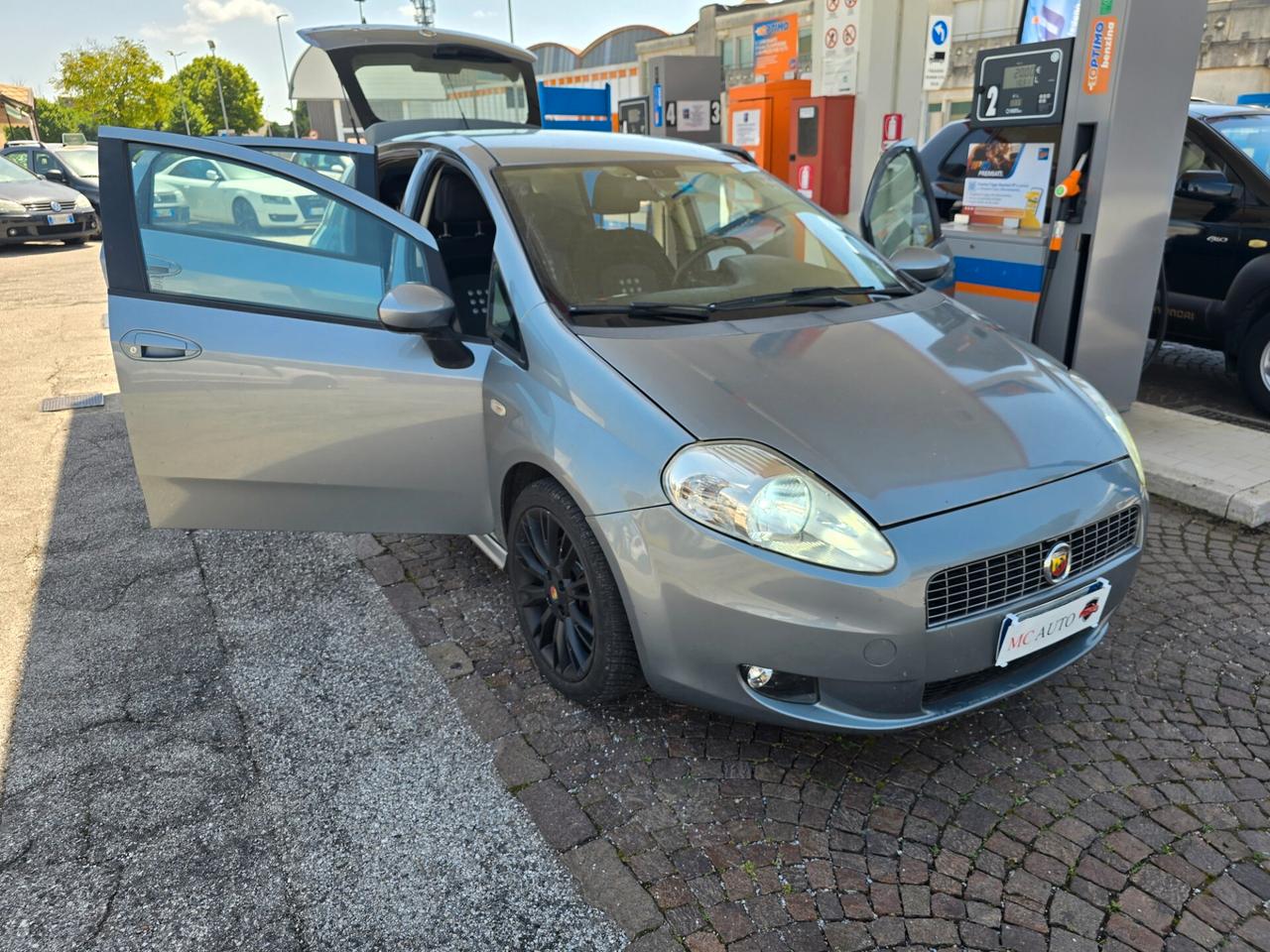 Fiat Grande Punto 1.4 T-jet Sport con 238.000km