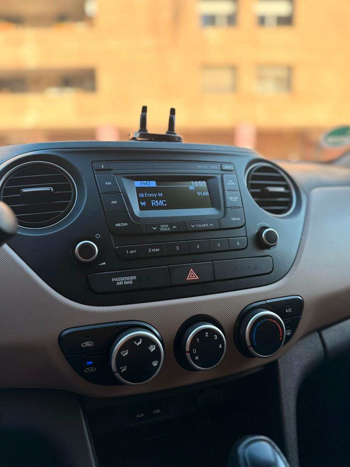 Hyundai i10 1.0 MPI Login A/T