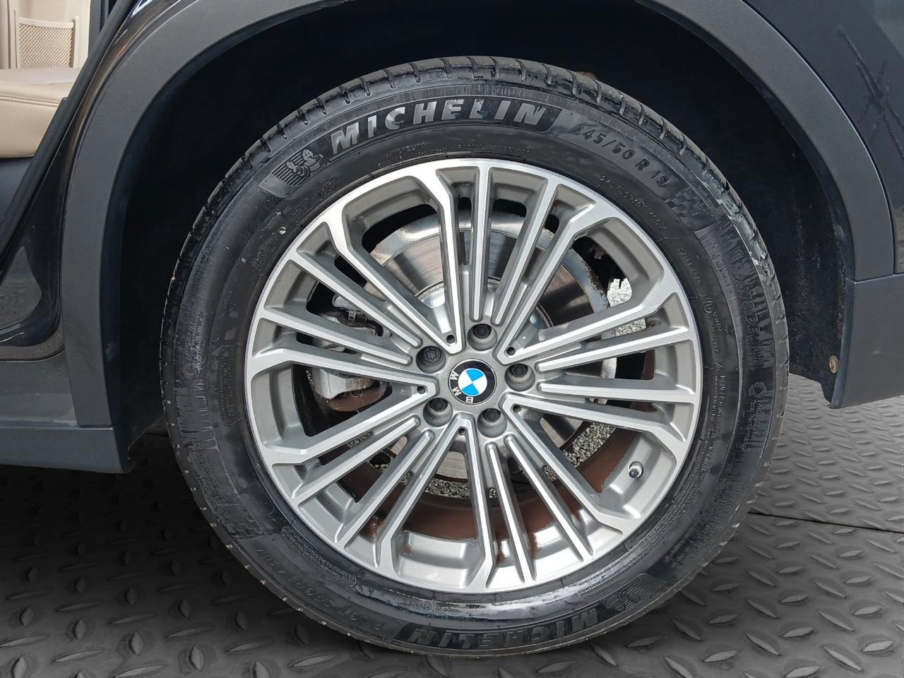 BMW X3 xdrive20i Luxury 184cv auto