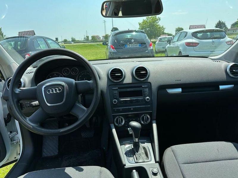 Audi A3 1.6 TDI 105 CV CR Ambition