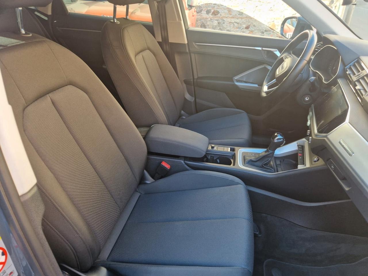 Audi Q3 35 TDI quattro Business Advanced