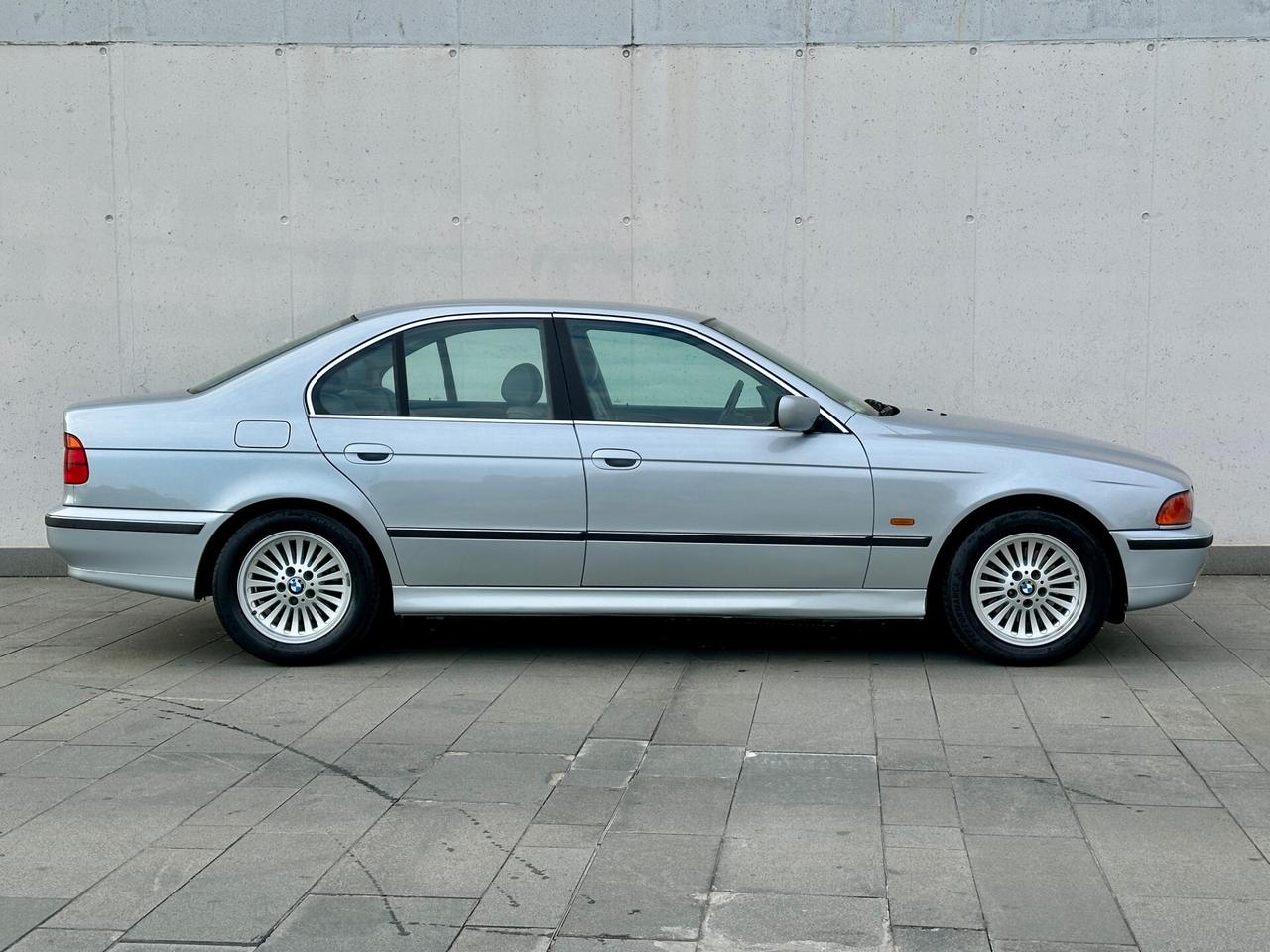 Bmw 520 520i 24V cat Automatica