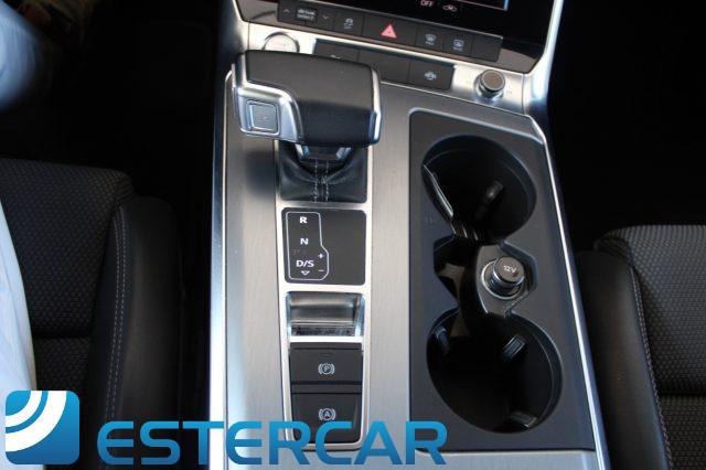 AUDI A6 Avant 40 2.0 TDI quattro ultra S tronic S LINE