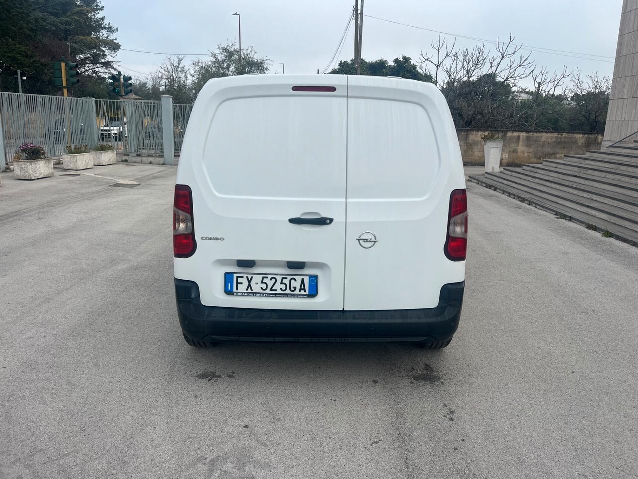 Opel COMBO 1.6 DIESEL KW 75,CV 102 3 POSTI