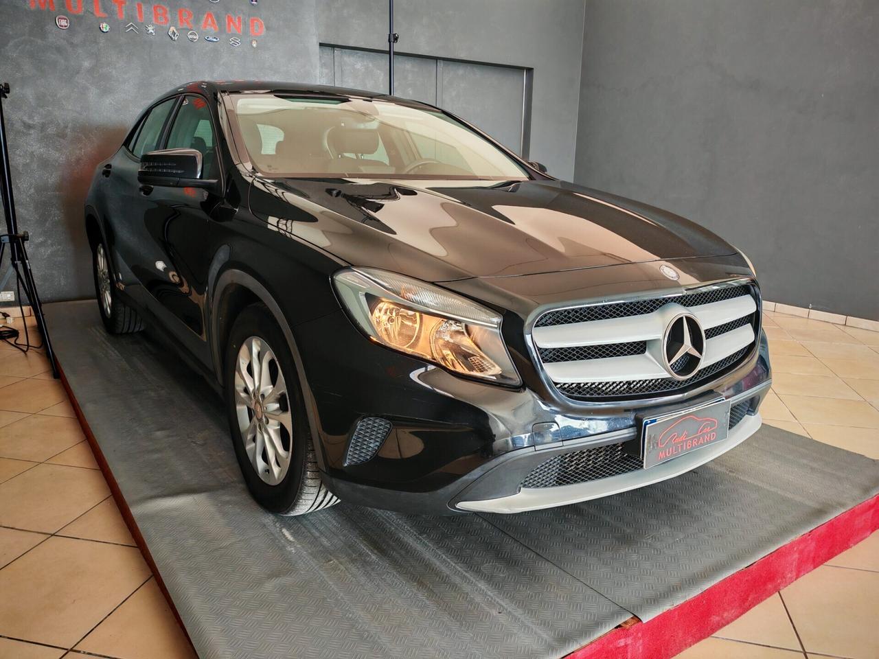 Mercedes-benz GLA 180 GLA 180 CDI Automatic Premium