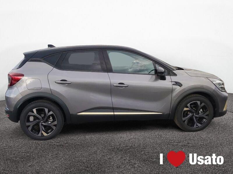 Renault Captur NUOVO E-Tech enginereed Plug-In hybrid 160