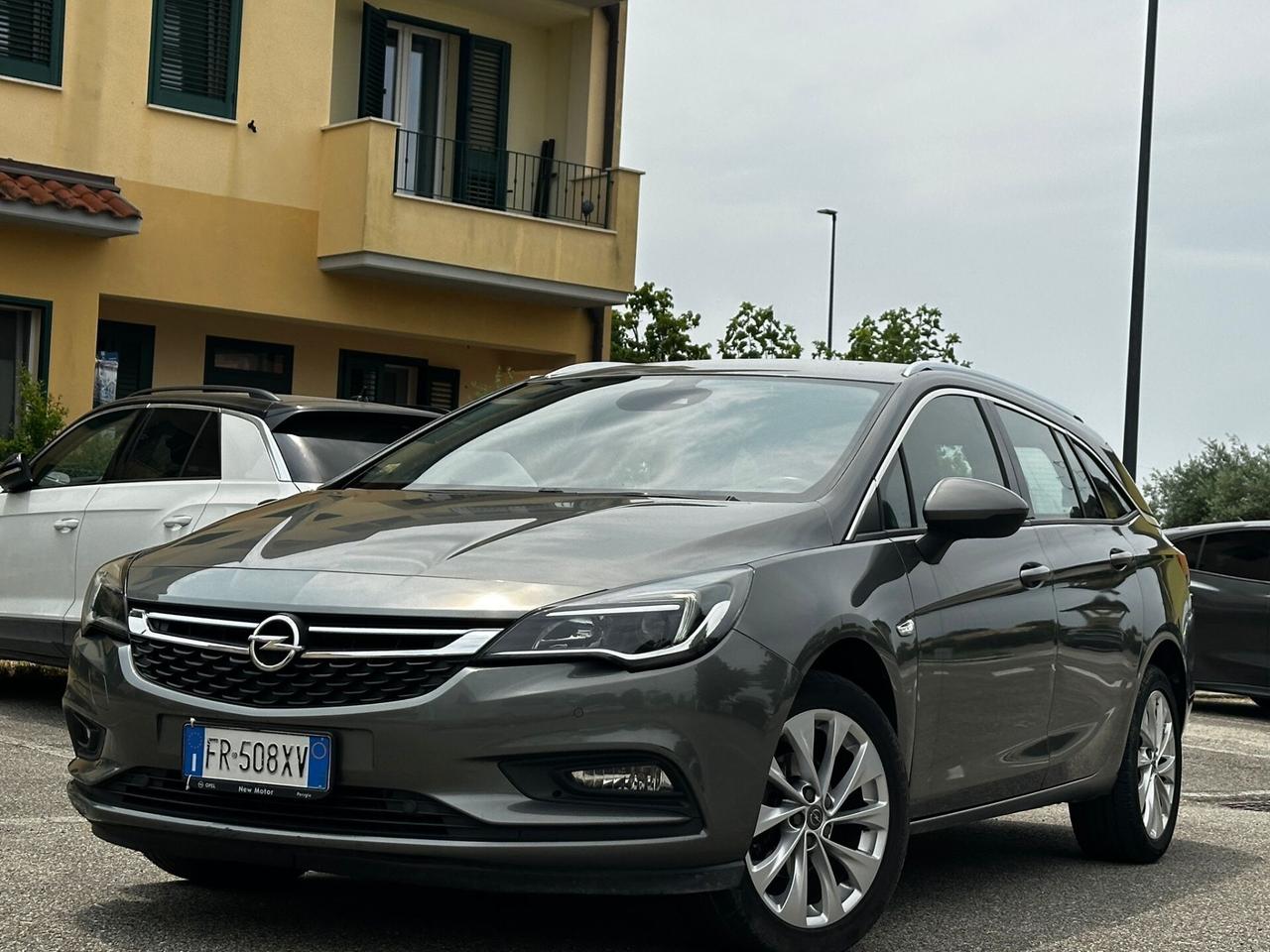 Opel Astra 1.4 Turbo 110CV EcoM Sports Tourer Innovation