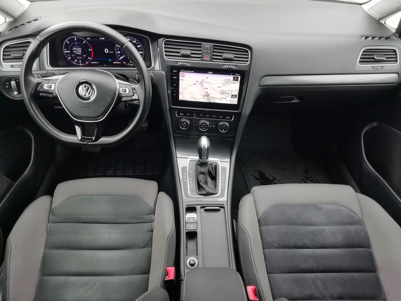 Volkswagen Golf 1.6 TDI 115 CV DSG 5p. Executive BlueMotion Technology "Fari LED"
