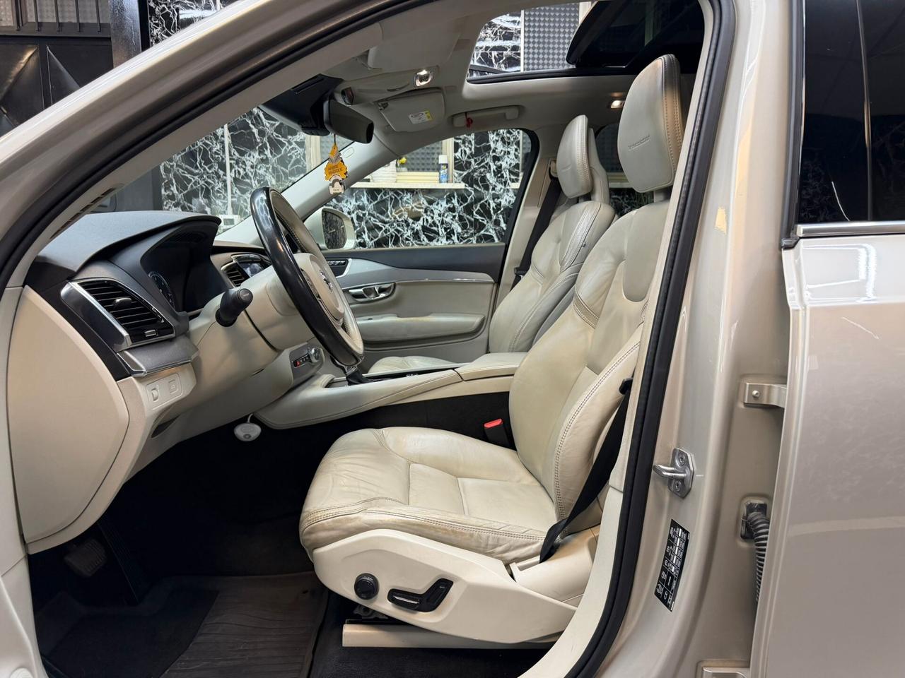 Volvo XC 90 D5 AWD Geartronic 7 posti Inscription