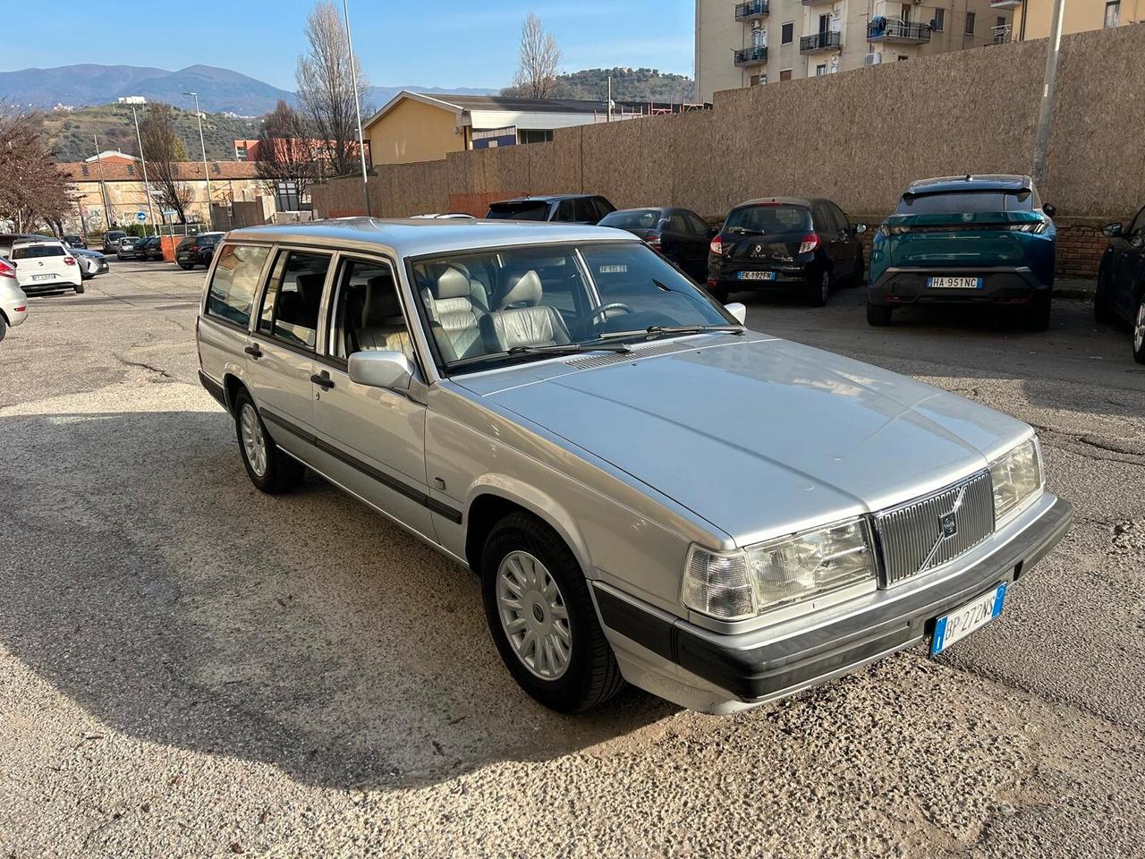 Volvo 945 940 2.0i turbo cat S.W. Super Polar