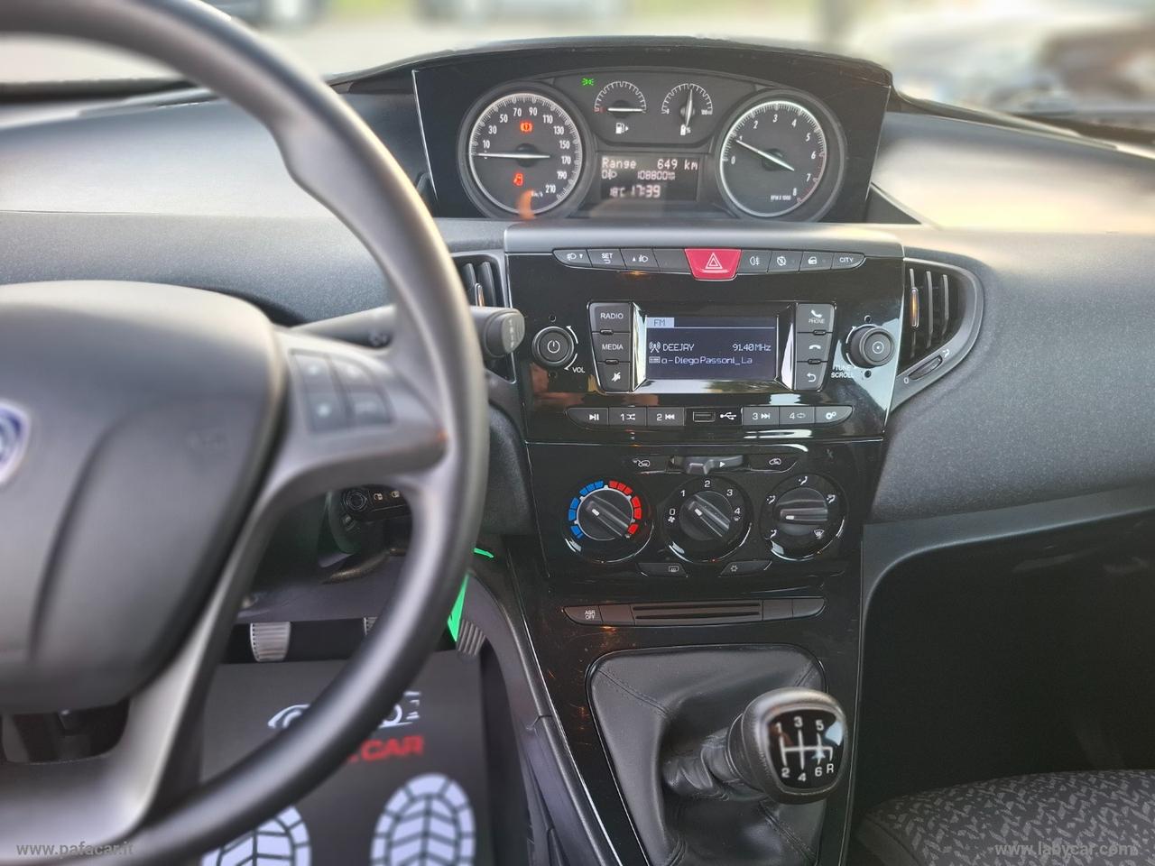 LANCIA Ypsilon 1.0 FireFly 5p.S&S Hybrid Silver