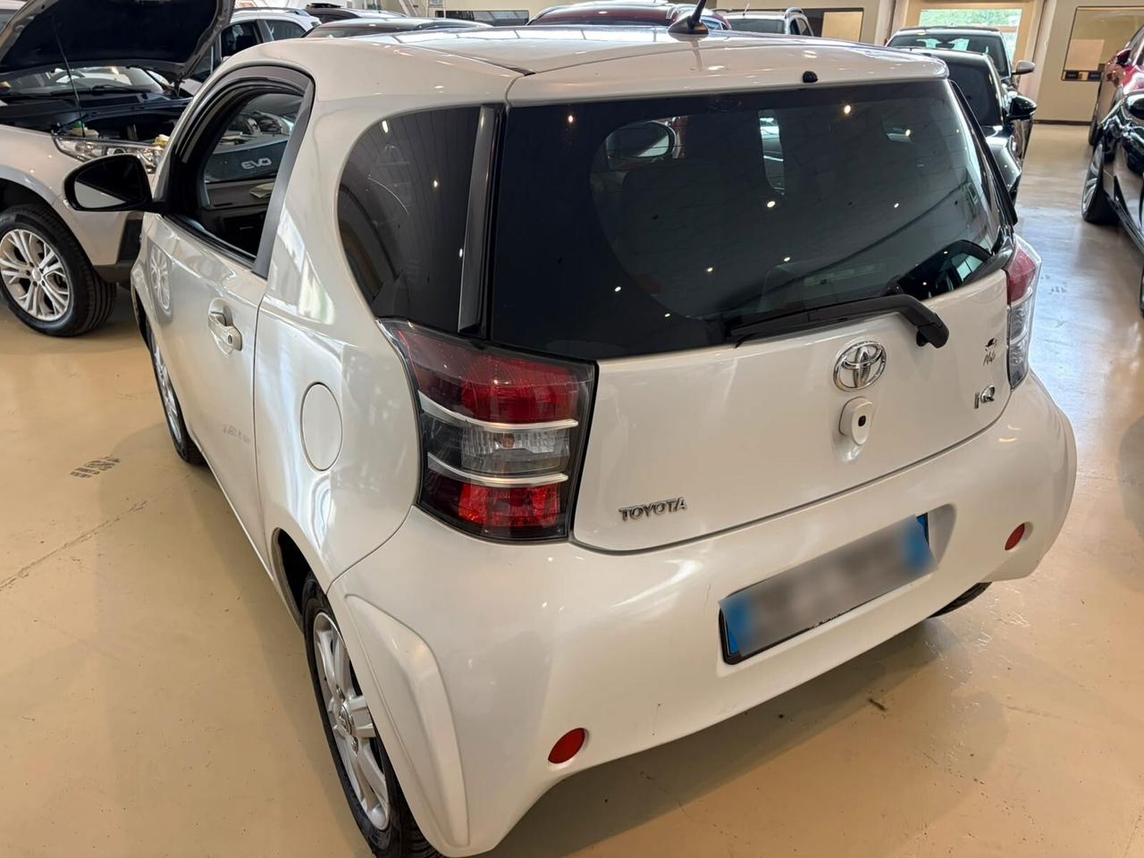Toyota iQ 1.0 Sol