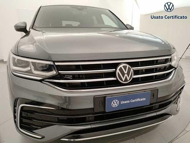 Volkswagen Tiguan Allspace 2.0 TDI SCR DSG 4MOTION R-Line