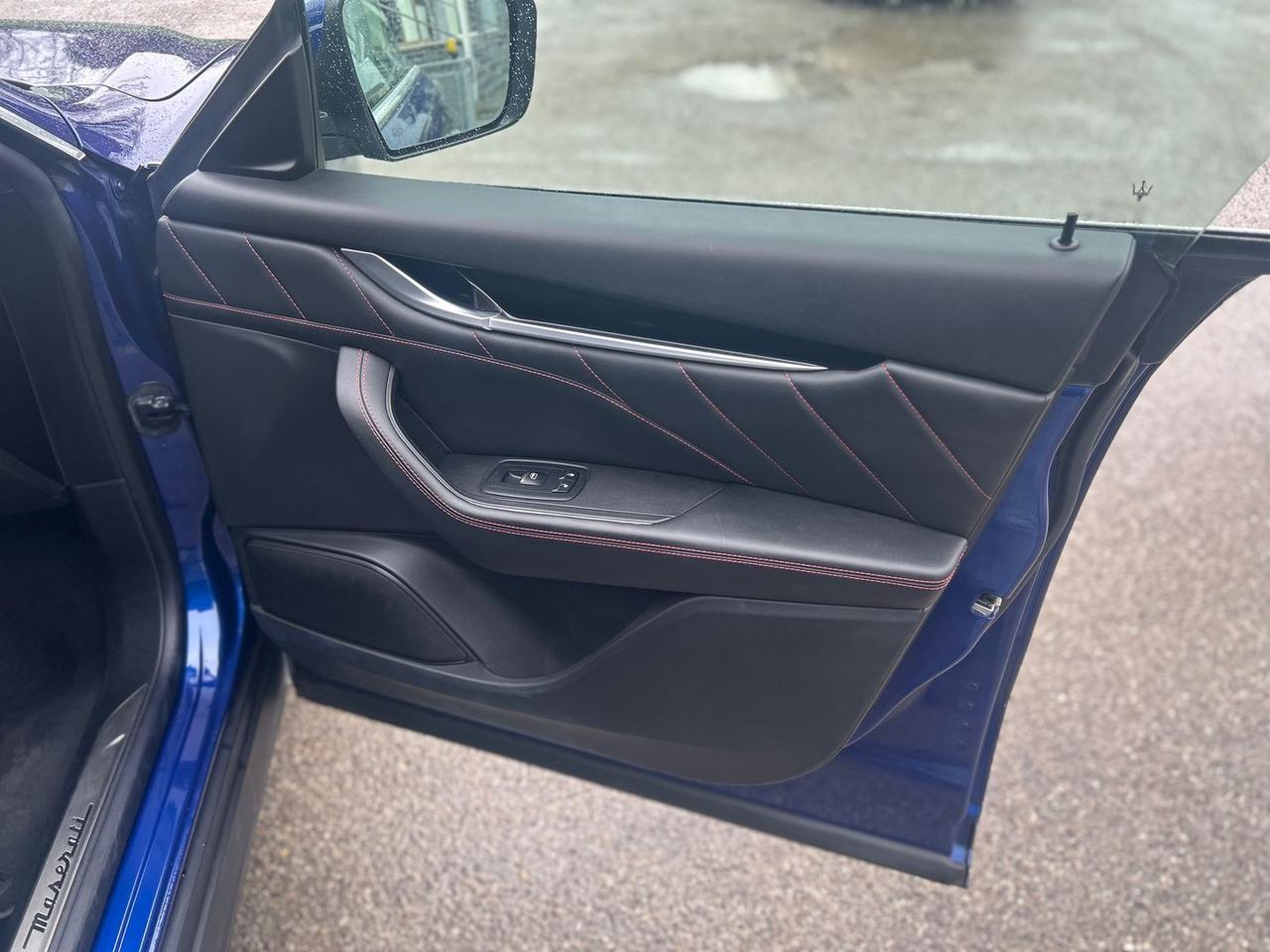 Maserati Levante GranSport 3.0 V6 #10004